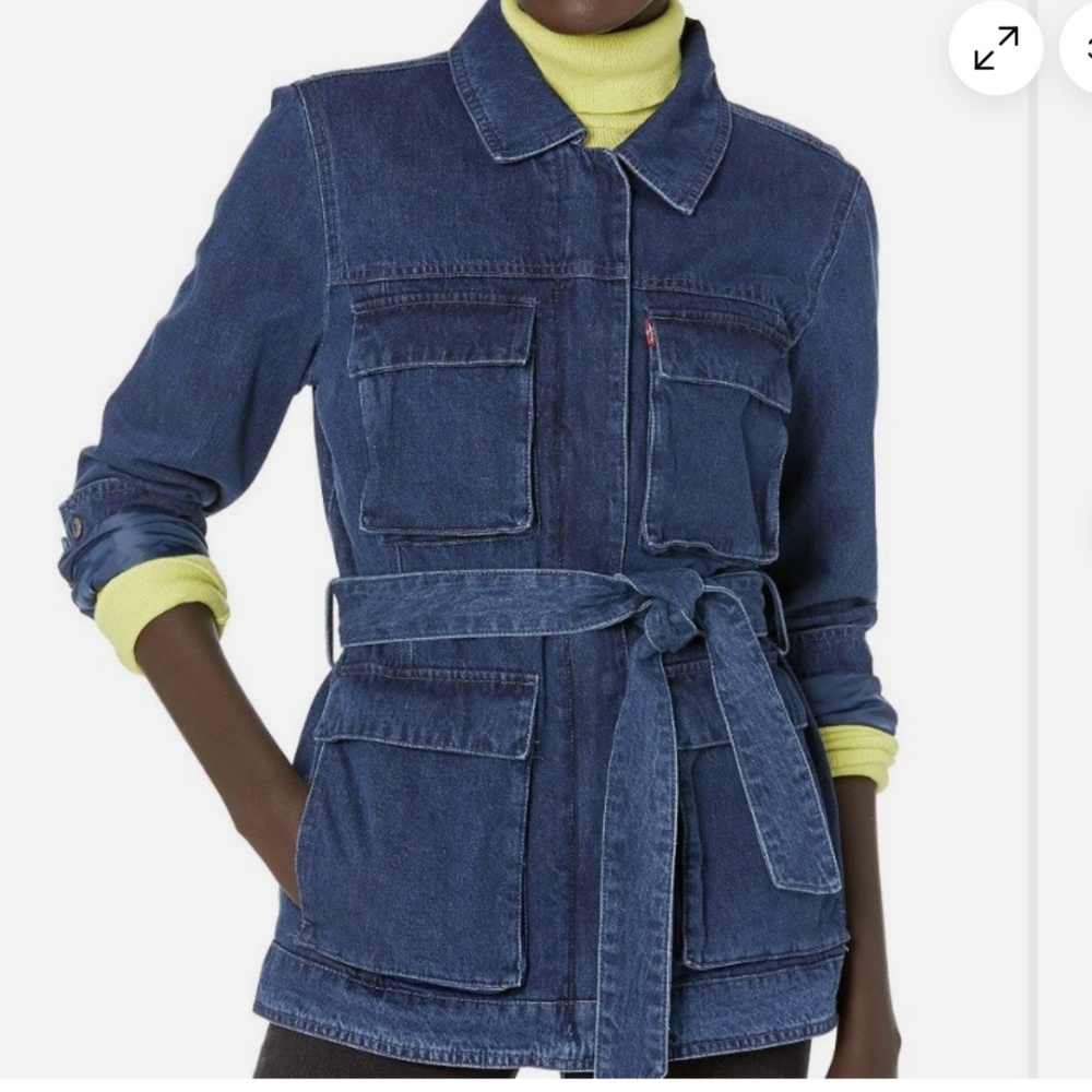 NWOT Levi's Denim Blue Belted Jean Jacket